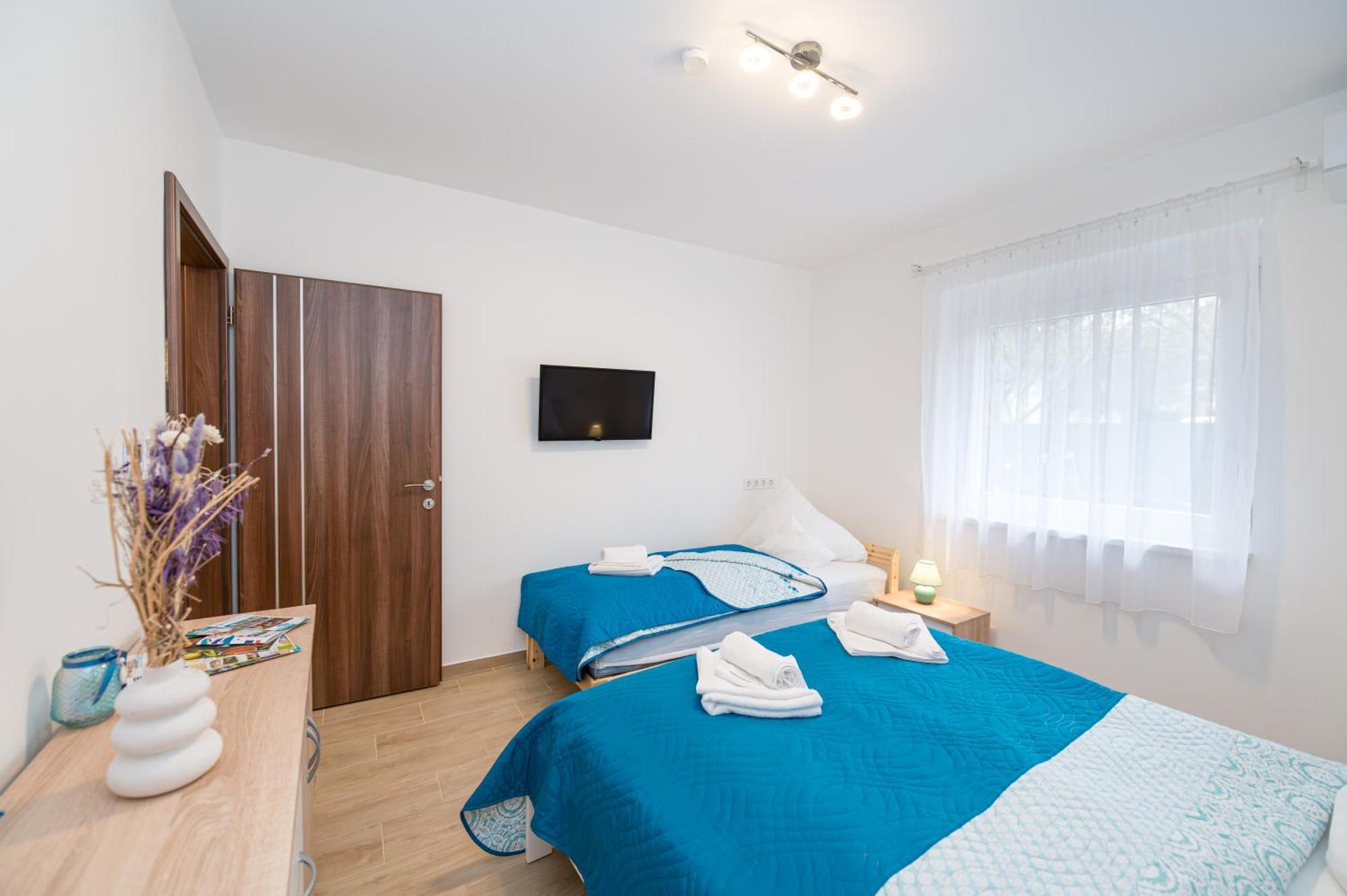 Eternity Apartmanhaz Keszthely Exteriör bild